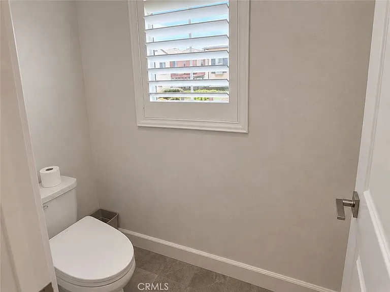 13419 Gardenia Ave — Photo 42