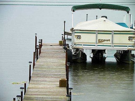 4th image of 5767 McMillan Ln