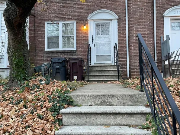 2119 N Locust St, Wilmington, DE 19802