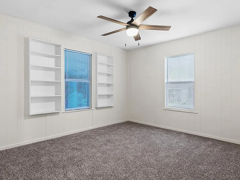 420 Alicia Ave — Photo 14