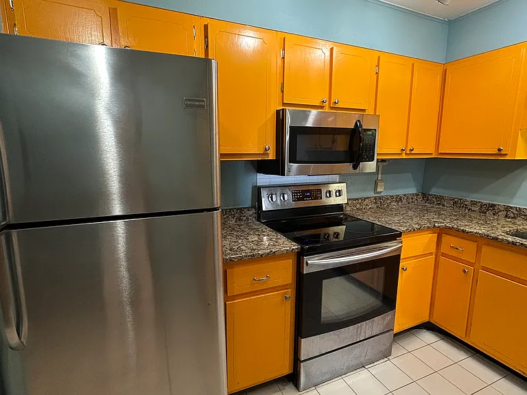 2121 Nicholasville Rd #801 — Photo 14