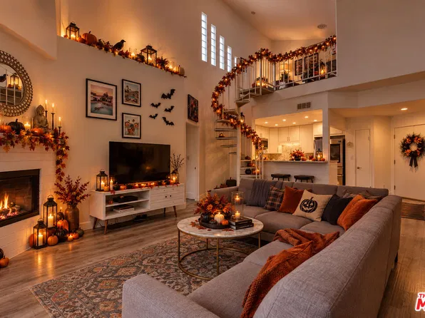 4477 Woodman Ave APT 304, Sherman Oaks, CA 91423