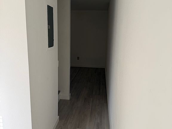 3rd image of 13905 Village Terrace Dr