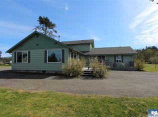 31 Brueckner Rd, Sequim, WA 98382