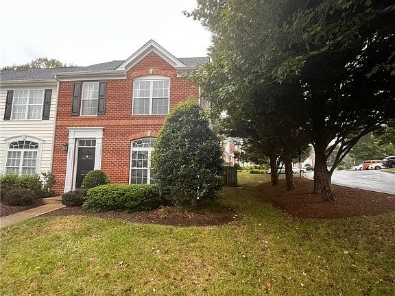 4th image of 11401 Friars Walk Ct