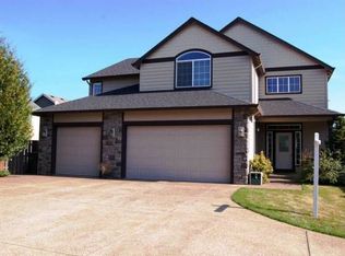 321 W Edgewood Dr, Newberg, OR 97132