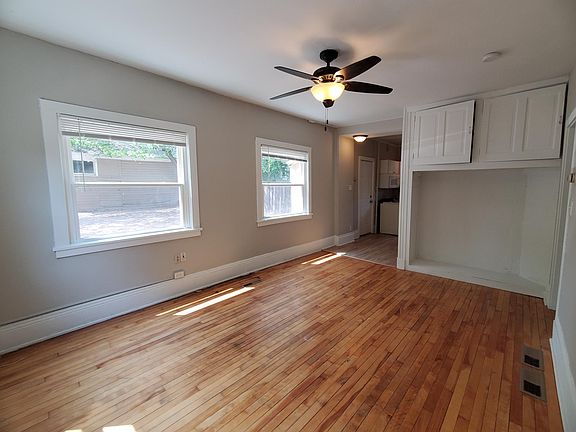 4th image of 3912 Blaisdell Ave APT 3