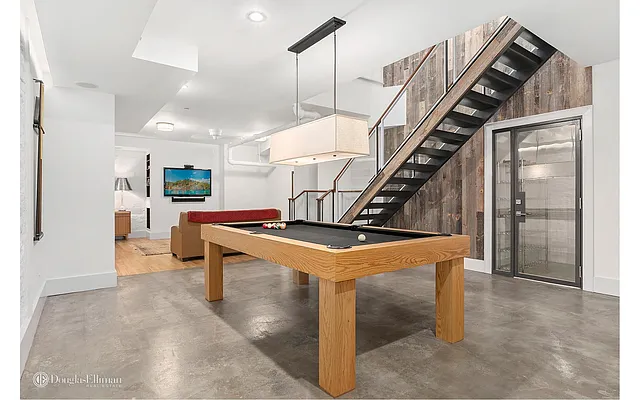 Sold by Douglas Elliman | media 8