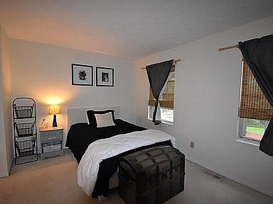 3rd image of 2306 S Burberry Ln