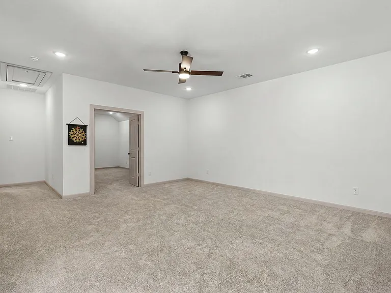 9540 Hedge St — Photo 30