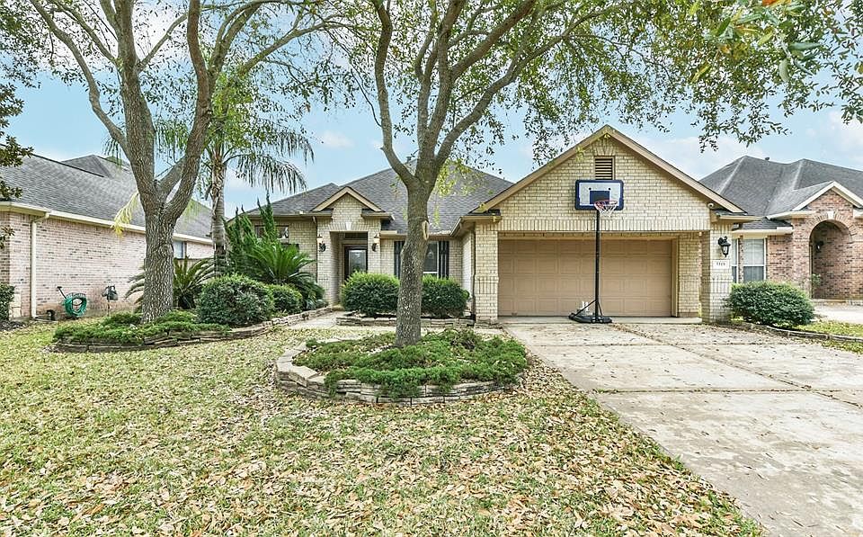1st image of 3319 Long Briar Ln