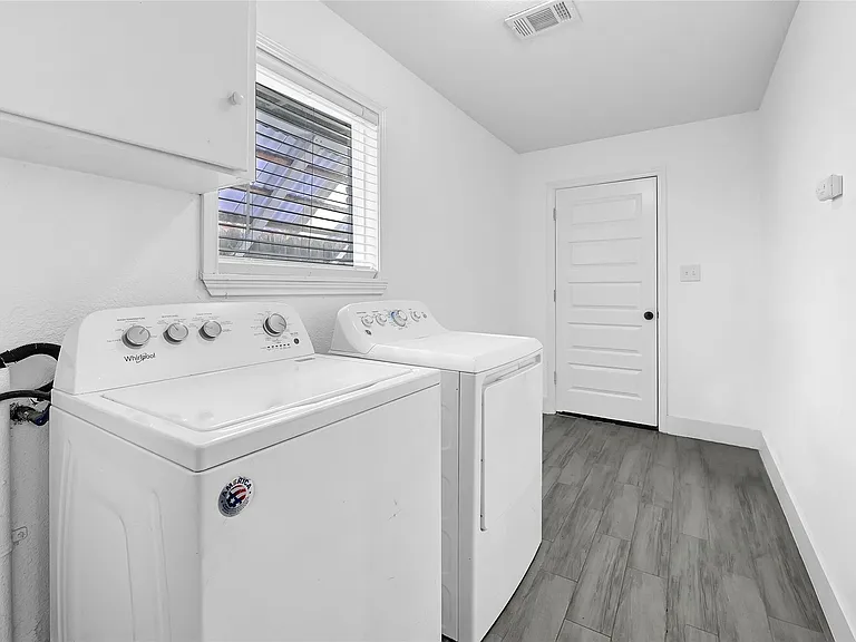 8010 Ocean Dr — Photo 21