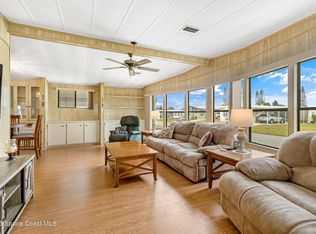 939 Thrush Cir, Barefoot Bay, FL 32976