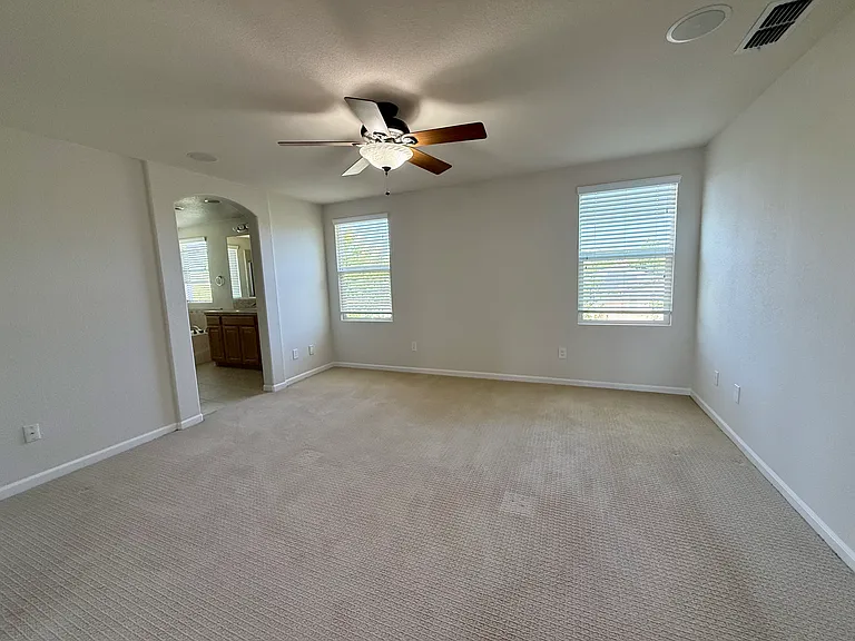 4446 Menaggio Way — Photo 10