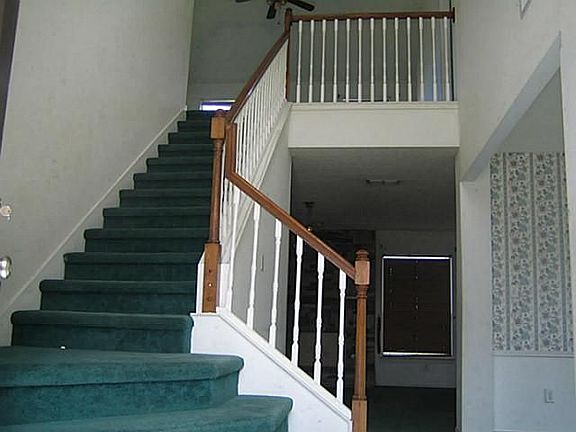 2nd image of 125 E Embercrest Dr
