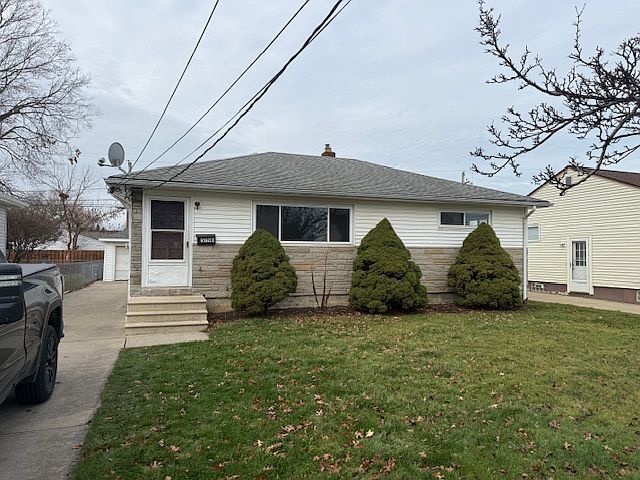 1st image of 5790 Robert Dr
