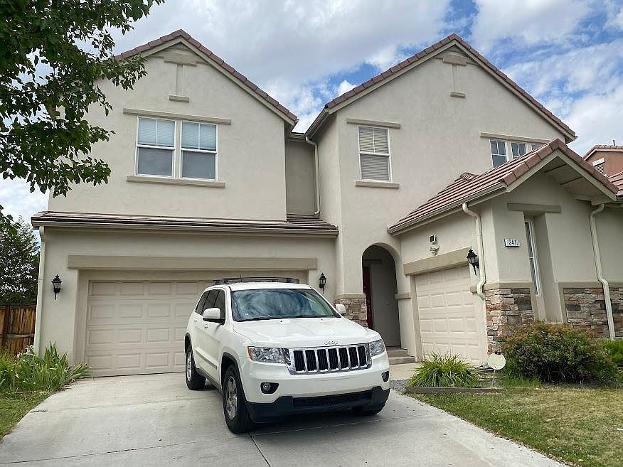 1st image of 2417 Hibernica Ln