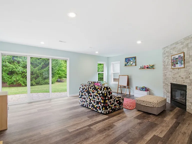 4905 Carrington Dr — Photo 11