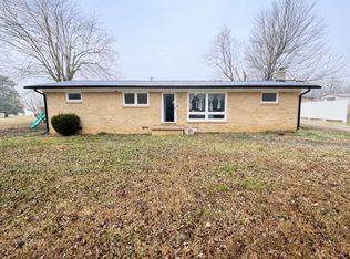 297 Bold Springs Rd, Mc Ewen, TN 37101