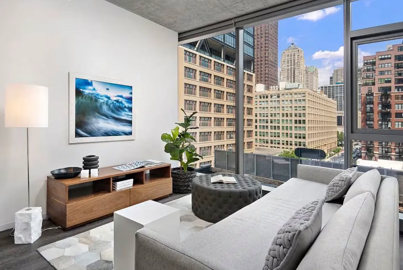 1 bed, 771 sqft, $2,590 — Photo 3