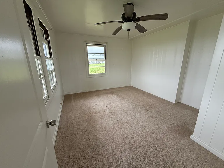 330 Kaumana Dr #A — Photo 5