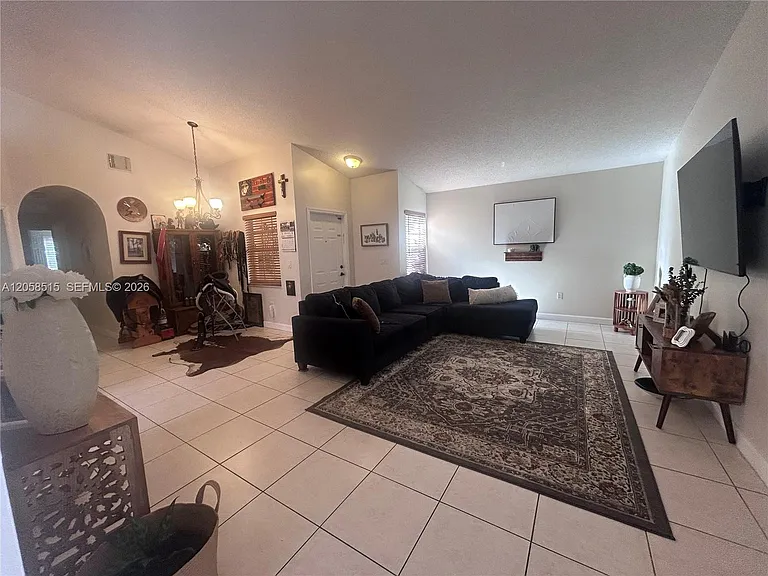 4820 SW 152nd Way — Photo 6