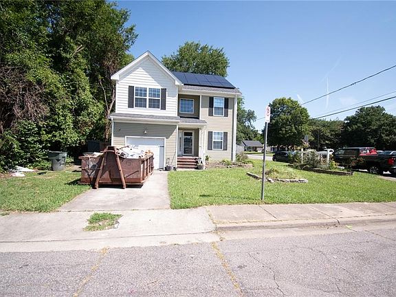 3rd image of 900 Baltimore St