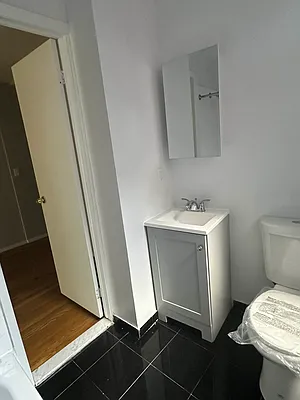 Rented by Premier One Realty LLC | media 9