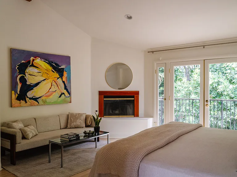 13230 Hesby St — Photo 29