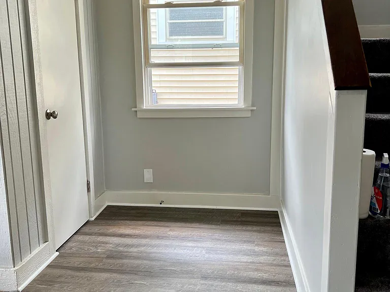 403 S McKinley Ave — Photo 5