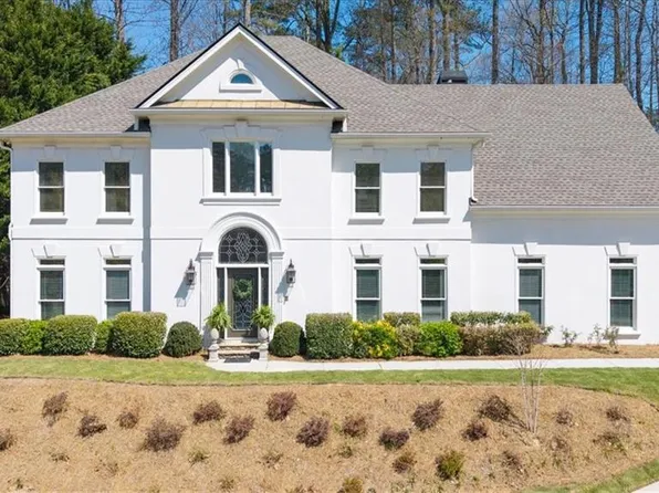 2376 Massey Ln, Decatur, GA 30033