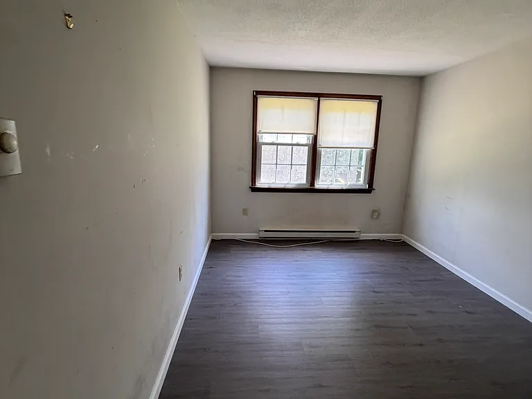 1000 Laura Ln #A — Photo 1