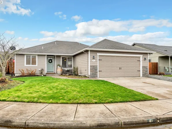 41 Sandalwood Loop, Creswell, OR 97426