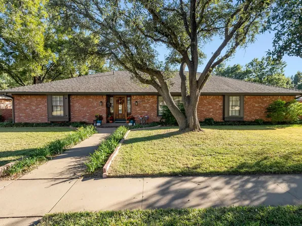 2424 Brentwood Dr, Wichita Falls, TX 76308