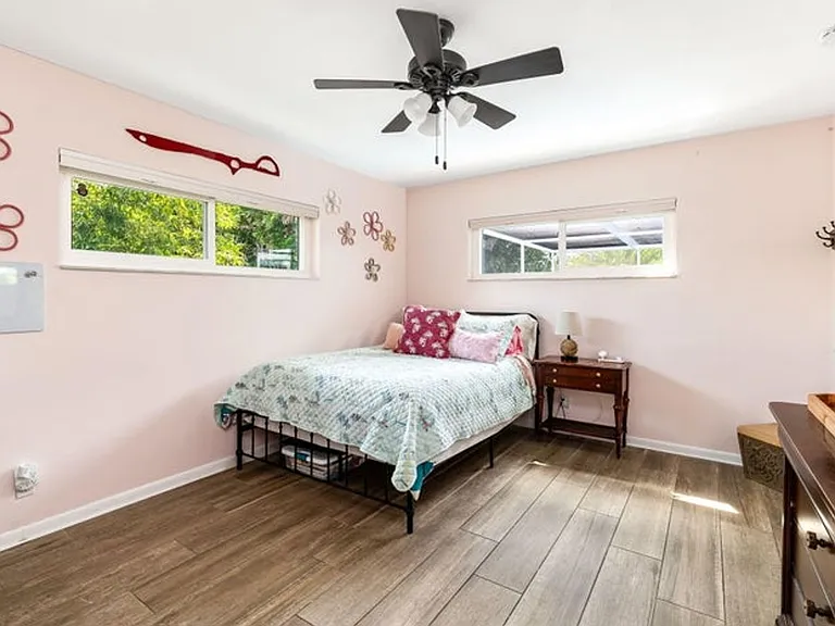 1306 SW 14th Ave — Photo 5