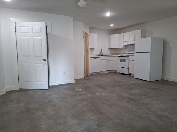 48 Lena Dr