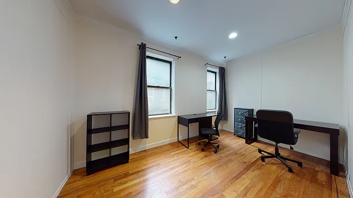 Rented by Bond New York | media 28