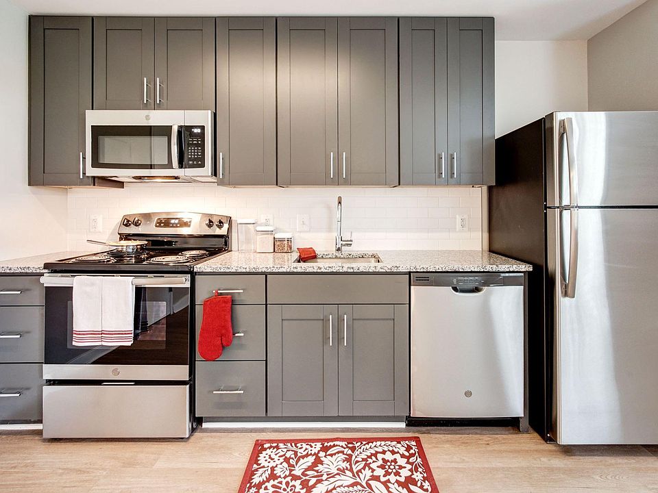 1st image of 1360 Peabody St NW #2e1484834