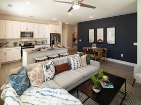 Advenir at Flowery Branch