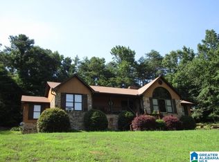 830 Lakeview Estates Dr, Bessemer, AL 35023