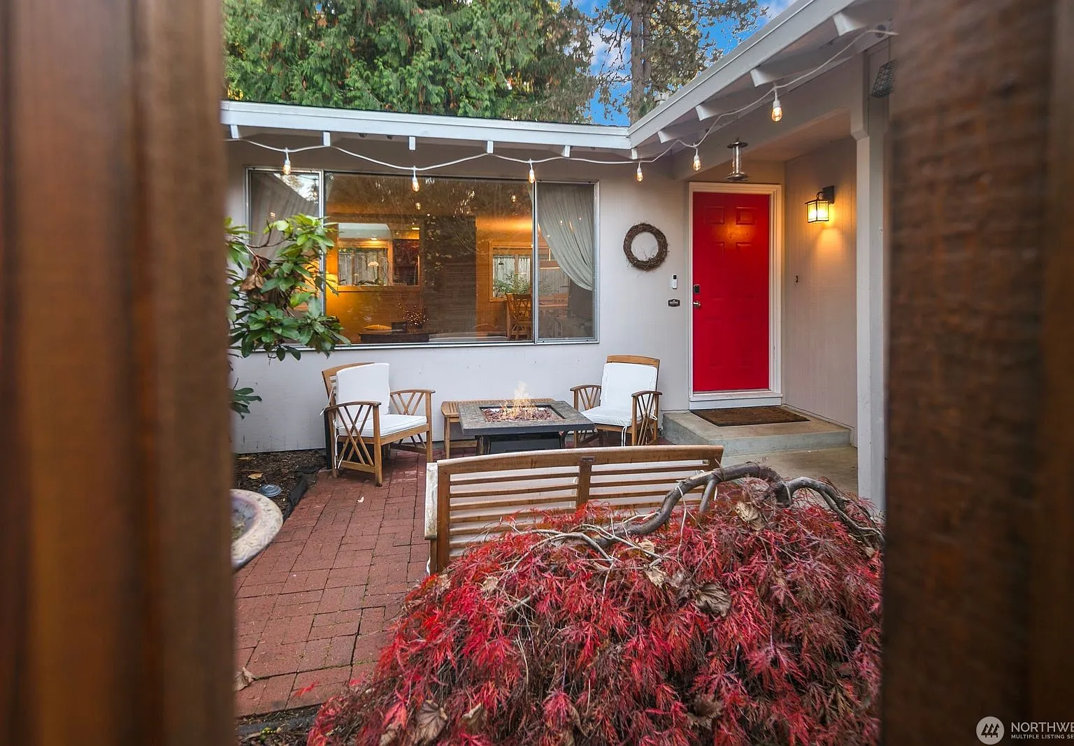 3 bed, 1470 sqft, $3,800 — Photo 3