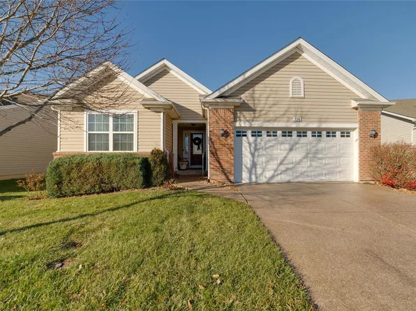 736 Harrier Ct, Lake Saint Louis, MO 63367