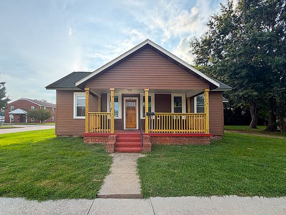 2nd image of 400 N 3rd Ave