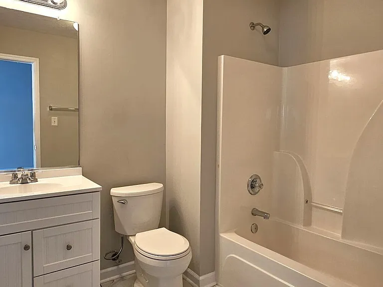 340 Greendale Pl — Photo 11
