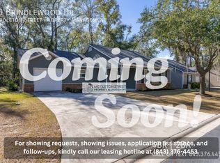 10 Brindlewood Dr, Ladys Island, SC 29907