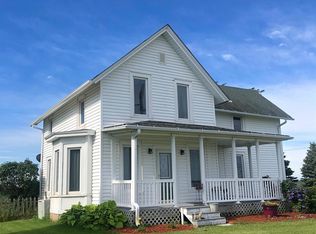 140 385th Ave, Grinnell, IA 50112
