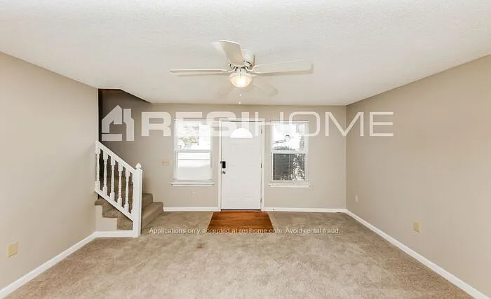 2406 Iron Horse Dr — Photo 5