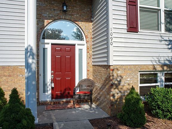 2nd image of 1090 George Edward Via