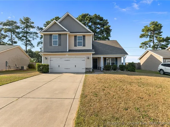 947 Screech Owl Dr, Hope Mills, NC 28348