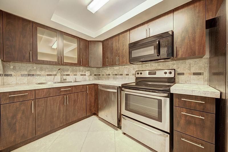 1st image of 9371 Fontainebleau Blvd #I1227